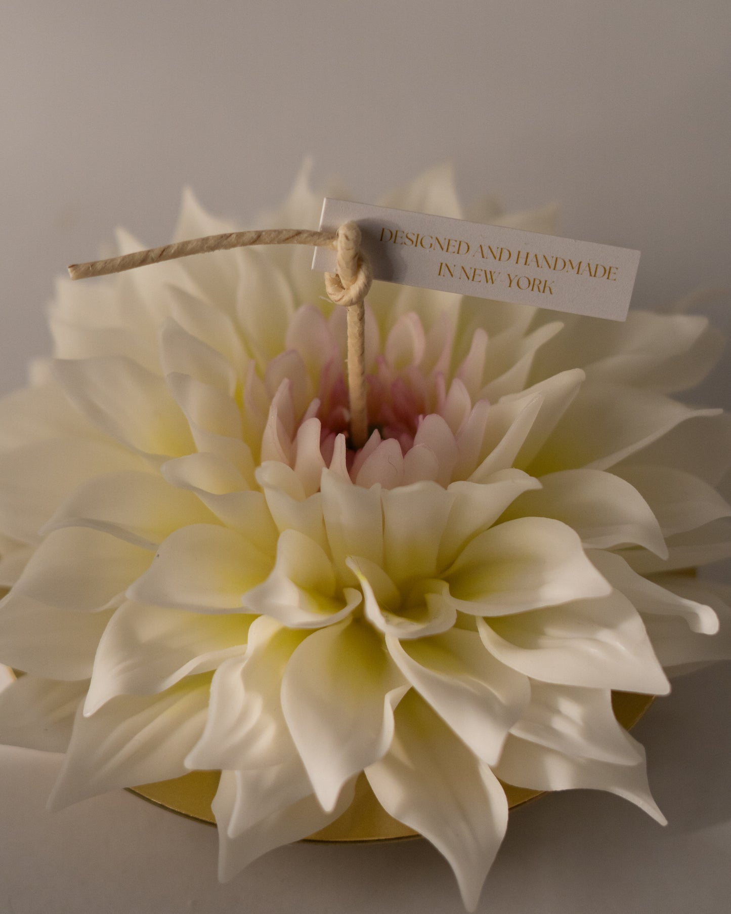 Spring Dahlia Candle, 100% Beeswax, Toxin-Free